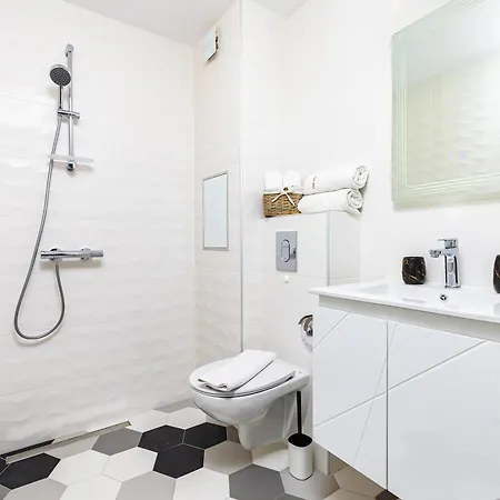 Bright Windowed 10 Mins To The Centre By Flat Mаnager Διαμέρισμα *