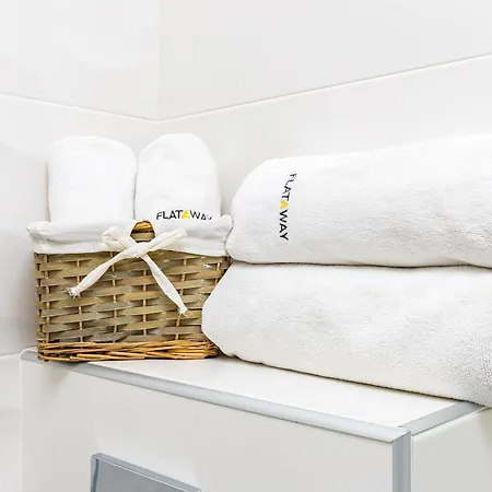 Bright Windowed 10 Mins To The Centre By Flat Mаnager * Φιλιππούπολη